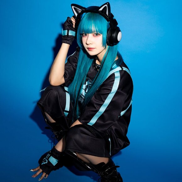 NEW ACDC RAG - Error Code Cyberpunk Tech Oversized Black Blue Tee - Picture 9 of 10